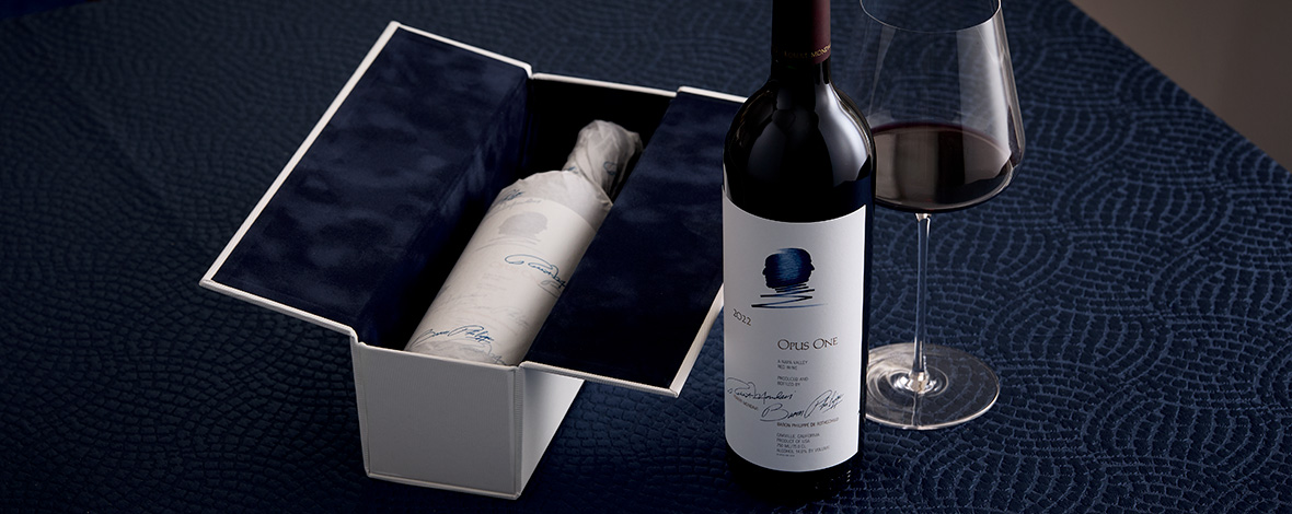 Opus One 2022 in gift box lined with blue velvet